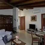 Ilaria